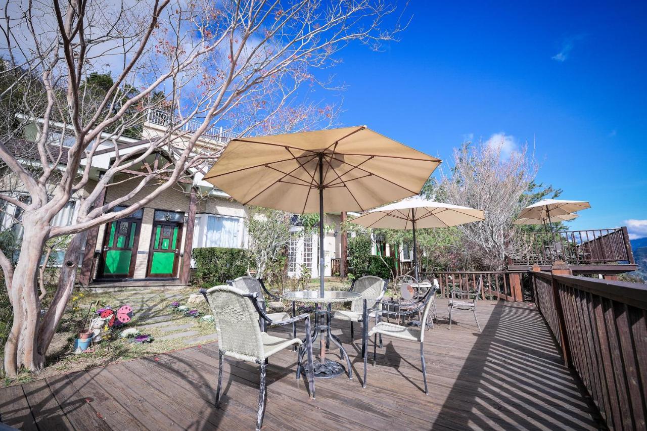 Starhome Cottage 런아이 외부 사진